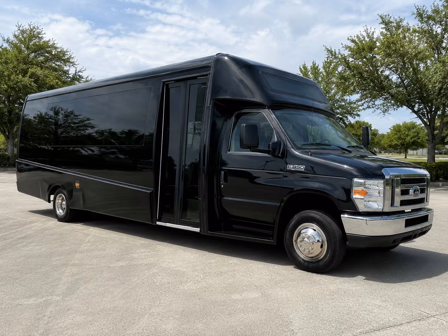 18 passenger minibus