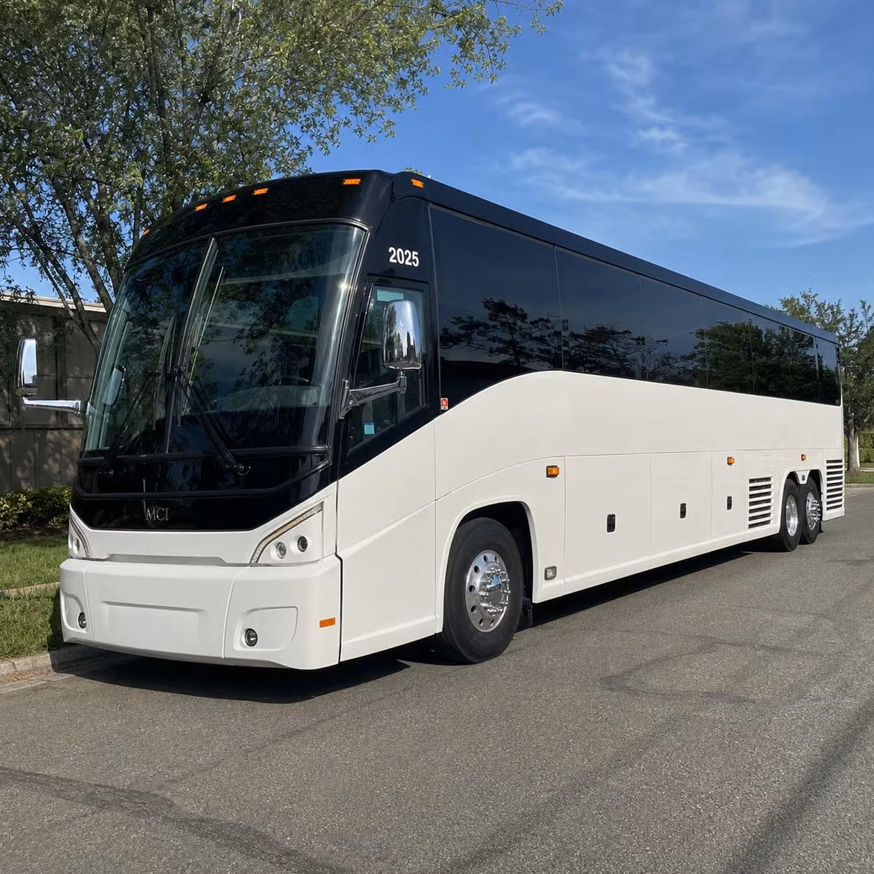 corporate event and conference shuttle buses for layton employers