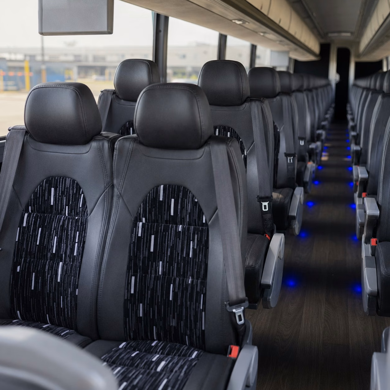 shuttle guests between layton hotels and your wedding venue without the parking headaches